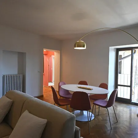 Prestige And Comfort In The Center Of And Views *