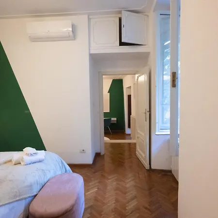 Apartment Prestige And Comfort In The Center Of And Views